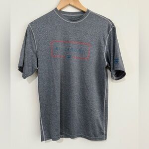 Billabong Men’s SPF50 T-shirt. Pristine Condition. Size Small